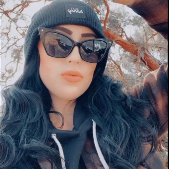 50’s Retro Throwback Cat Eye Sunglasses ? FlyGirls Fly Kitten Sunnies ?❤️ main image 4